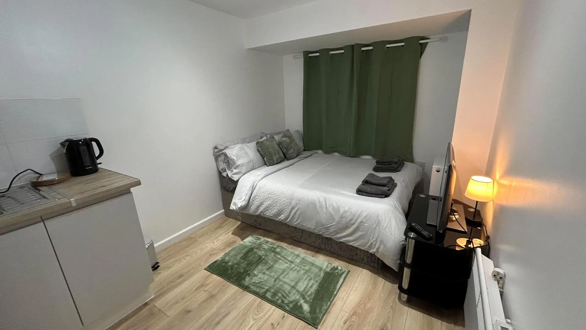 Studio Guest Room London 0*,  United Kingdom