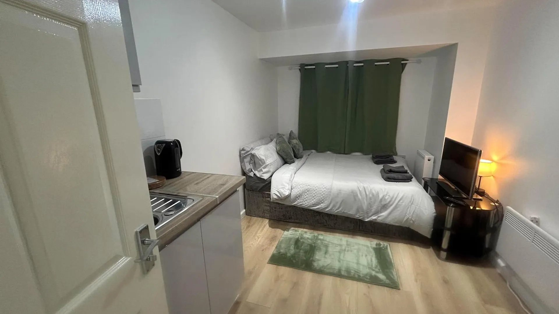 Studio Guest Room London